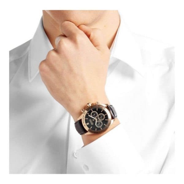 שעון הוגו בוס לגבר עם רצועת עור HB 1513179.