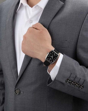 שעון יד לגבר מרובע עם רצועת עור 1512845 Hugo Boss.